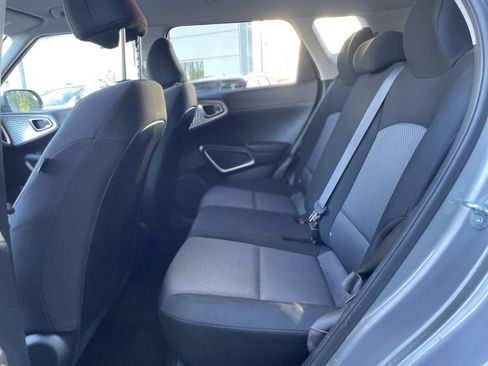 Used 2024 Kia Soul LX w/ Option Group 015 image 18