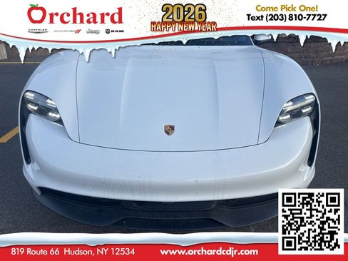 Used 2021 Porsche Taycan Base image 9