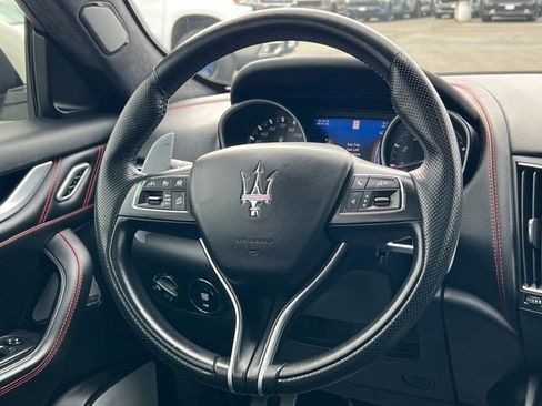 Used 2019 Maserati Levante S GranSport image 14