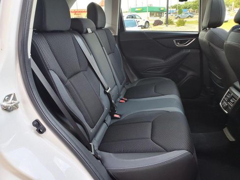 Used 2022 Subaru Forester Premium AWD/4WD image 15