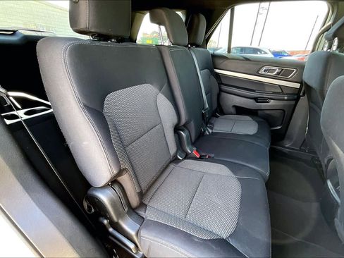 Used 2019 Ford Explorer XLT w/ Equipment Group 201A image 19