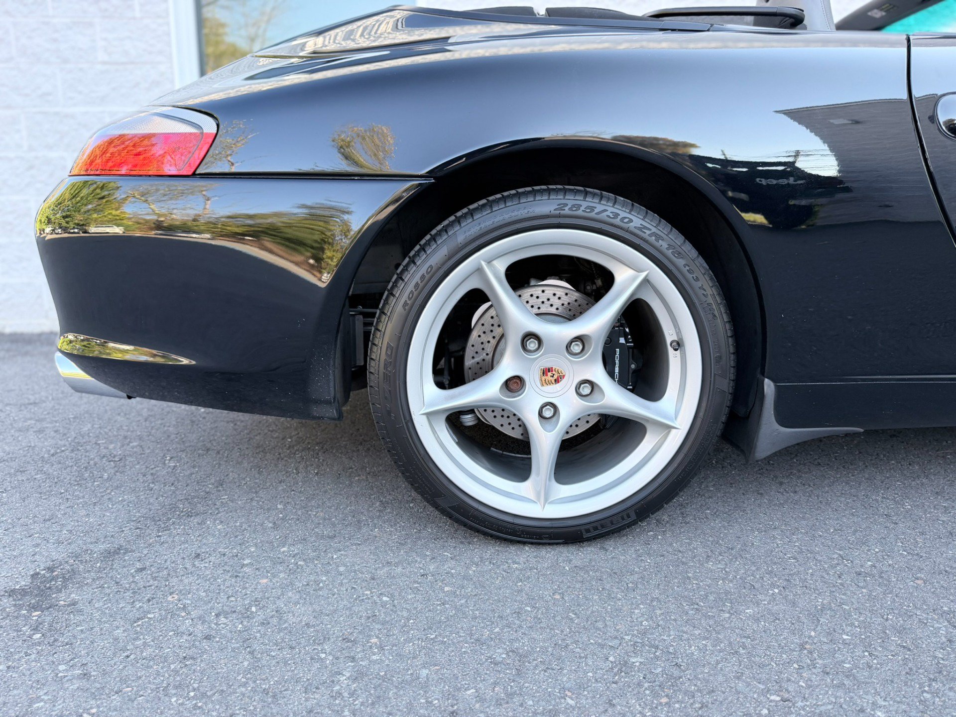 Used 2002 Porsche 911 Carrera 4 AWD/4WD image 70