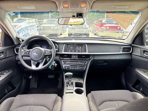 Used 2020 Kia Optima LX FWD image 7