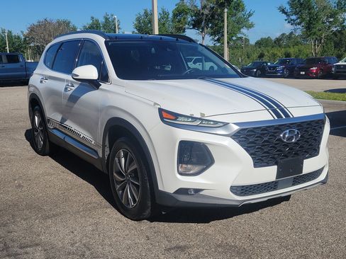 Used 2020 Hyundai Santa Fe SEL w/ Convenience + Premium Package FWD image 3