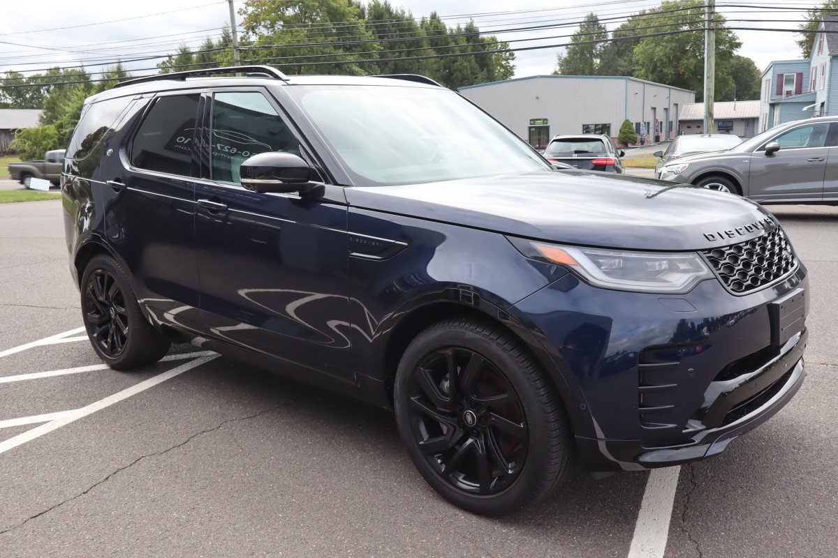 Used 2023 Land Rover Discovery S R-Dynamic AWD/4WD image 4