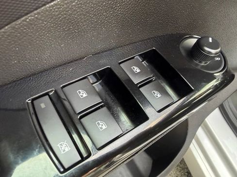 Used 2020 Chevrolet Sonic LT w/ RS Package FWD image 12