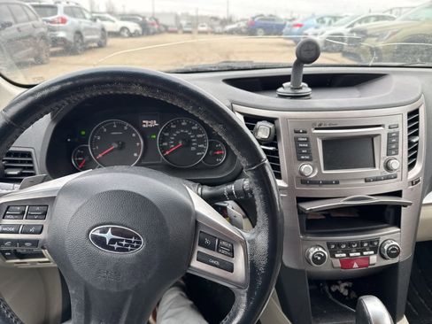 Used 2014 Subaru Outback 2.5i Premium image 19