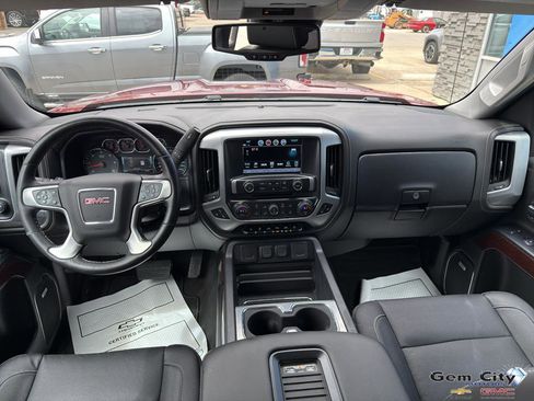 Used 2018 GMC Sierra 1500 SLT AWD/4WD image 13