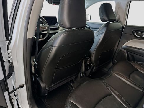 Used 2022 Jeep Compass Limited image 27