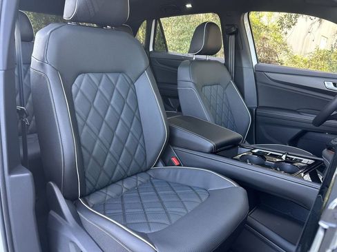 New 2026 Volkswagen Atlas Cross Sport SEL Premium R-Line image 26