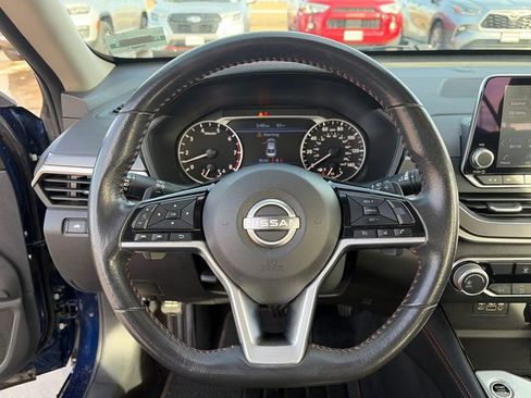 Used 2024 Nissan Altima 2.5 SR FWD image 25