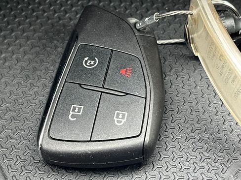 Used 2025 Chevrolet Equinox LT image 22