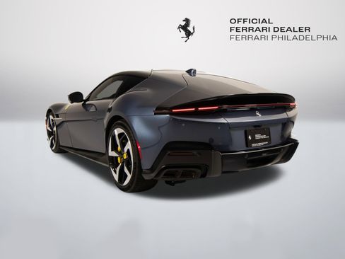 Certified 2025 Ferrari 12Cilindri image 5