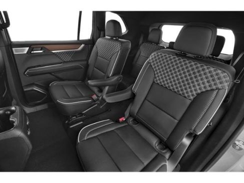 New 2026 GMC Acadia Denali w/ Super Cruise Package AWD/4WD image 16
