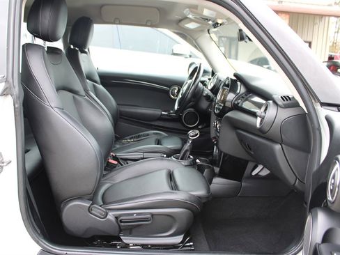 Used 2015 MINI Cooper S image 15