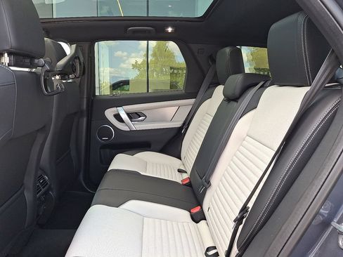 New 2026 Land Rover Discovery Sport Landmark AWD/4WD image 6