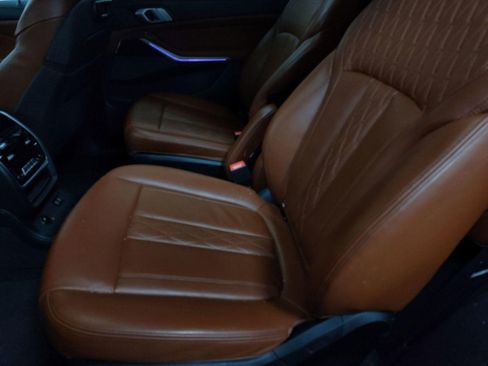 Used 2019 BMW X7 xDrive50i w/ M Sport Package image 23