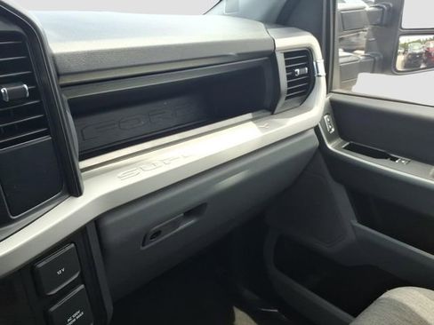 Used 2024 Ford F250 XL w/ STX Appearance Package AWD/4WD image 20