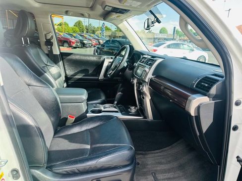 Used 2015 Toyota 4Runner Limited AWD/4WD image 20