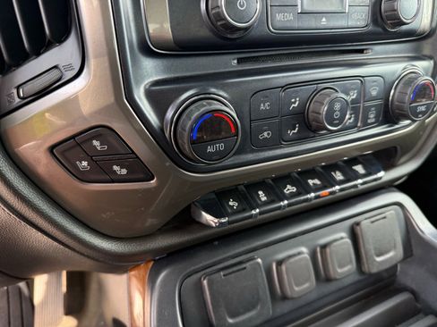 Used 2018 Chevrolet Silverado 3500 High Country w/ Duramax Plus Package AWD/4WD image 21