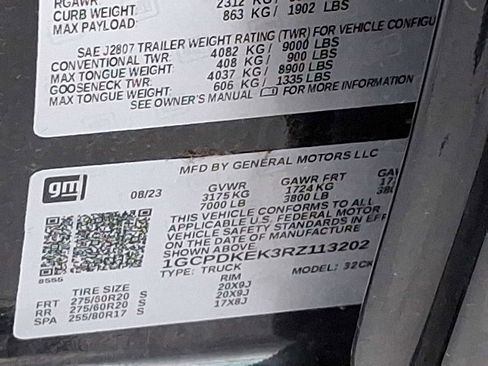 Used 2024 Chevrolet Silverado 1500 LT AWD/4WD image 25
