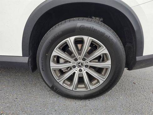 Certified 2024 Mercedes-Benz GLC 300 4MATIC image 11