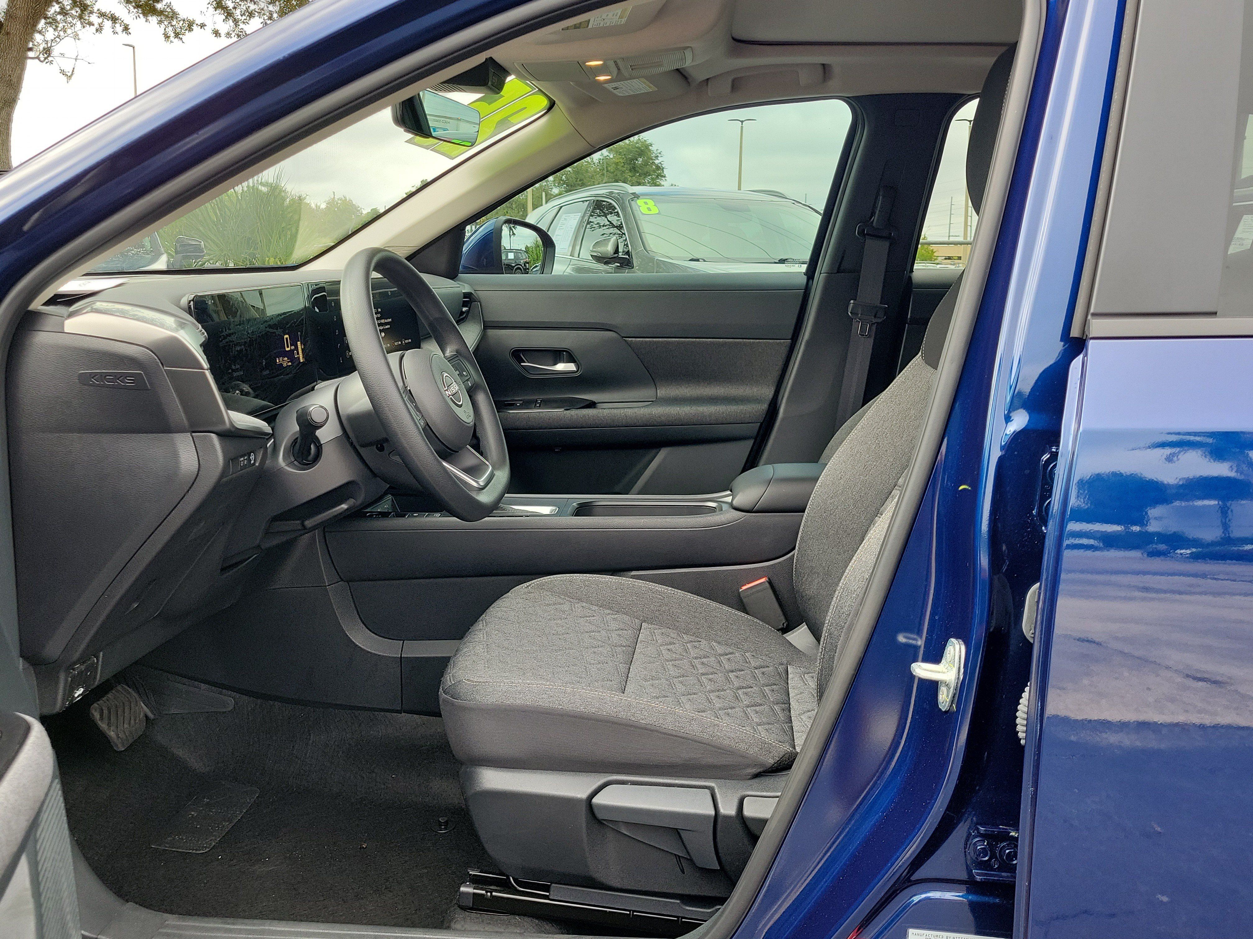 Certified 2025 Nissan Kicks SV w/ SV Premium Package FWD image 16