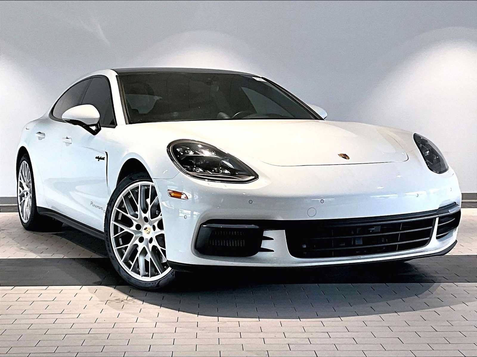 Used 2020 Porsche Panamera 4 AWD/4WD image 6