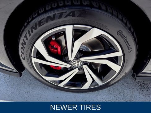 Used 2022 Volkswagen Jetta GLI Autobahn FWD image 5