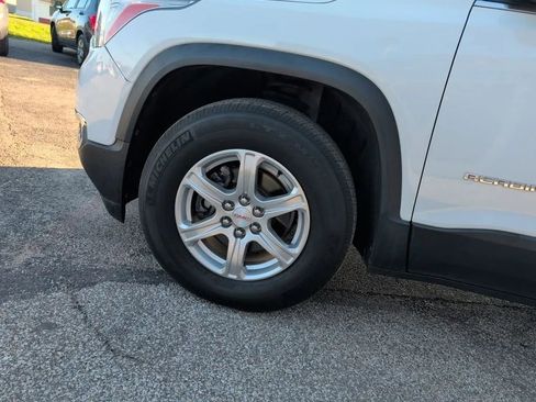 Used 2019 GMC Acadia SLE FWD image 10