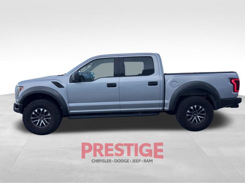 Used 2019 Ford F150 Raptor w/ Equipment Group 801A Mid image 11