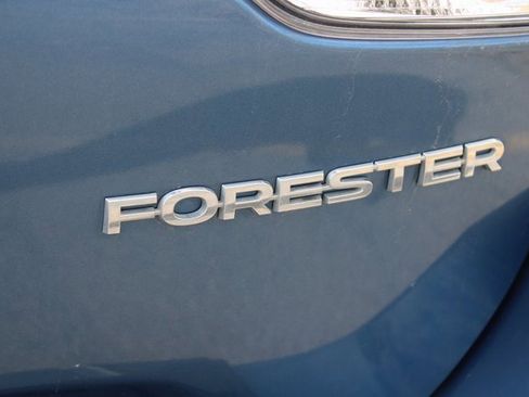 Certified 2022 Subaru Forester image 9
