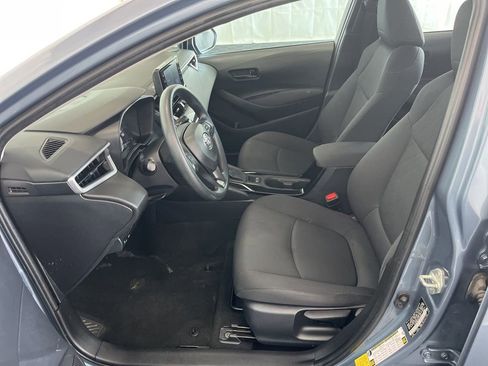 Used 2022 Toyota Corolla LE FWD image 4