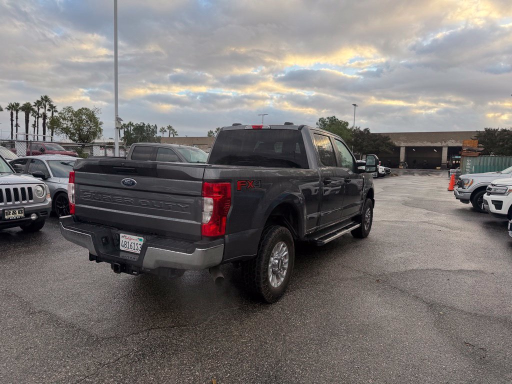 Used 2022 Ford F250 XL w/ STX Appearance Package AWD/4WD image 3