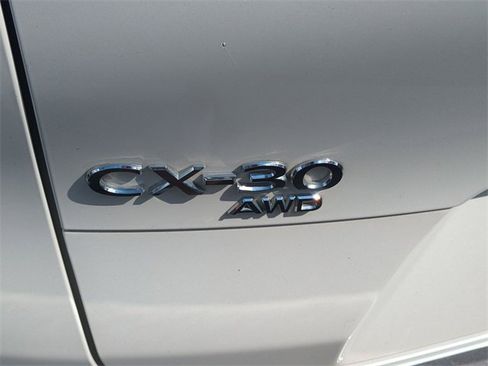 Used 2022 MAZDA CX-30 AWD 2.5 S image 11