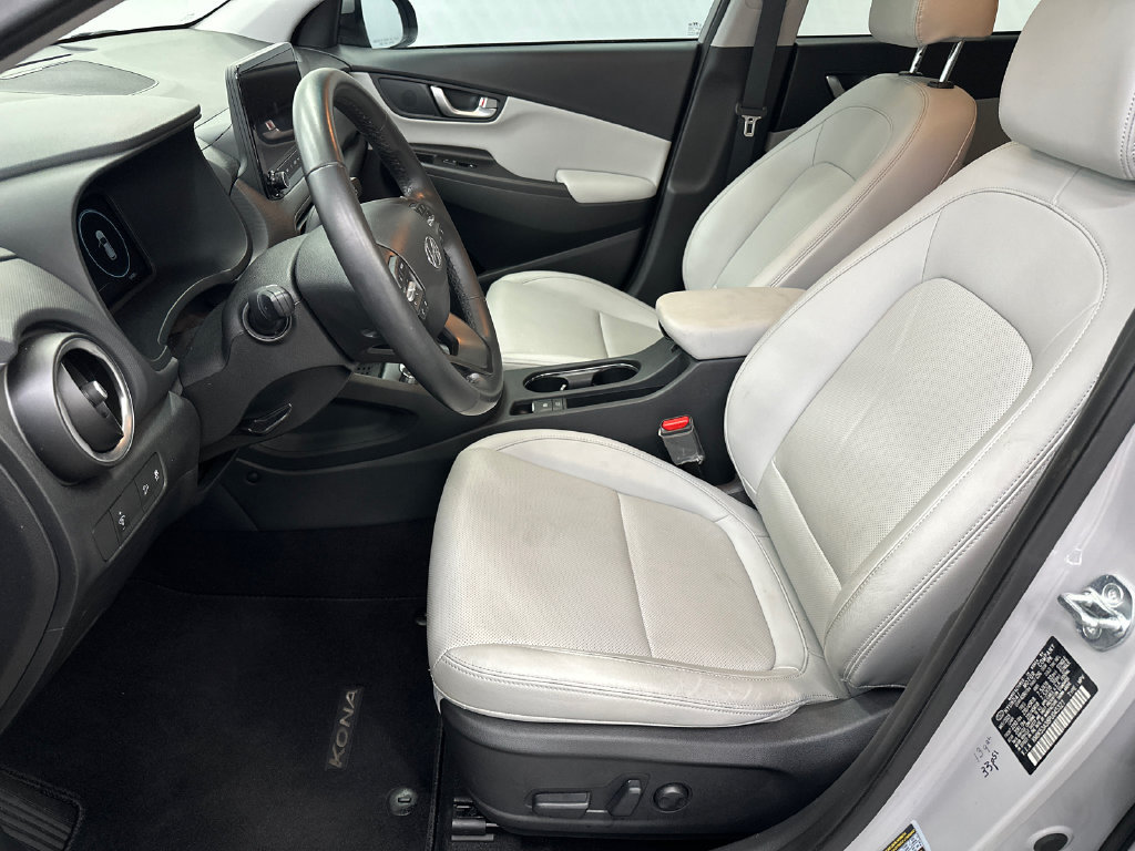 Used 2023 Hyundai Kona Limited FWD image 9
