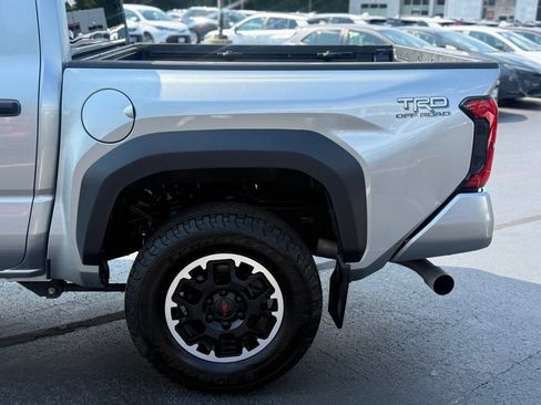 Used 2024 Toyota Tacoma TRD Off-Road AWD/4WD image 4