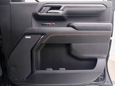 Used 2024 GMC Sierra 1500 AT4 w/ Technology Package image 29