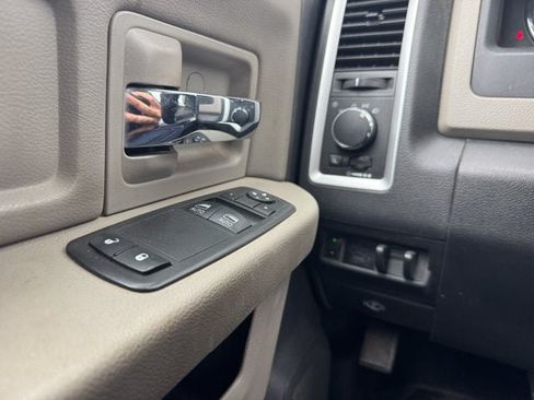 Used 2012 RAM 1500 Classic SLT w/ Luxury Group AWD/4WD image 25