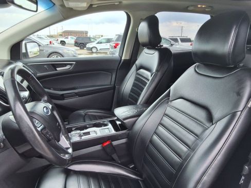 Used 2019 Ford Edge SEL w/ Equipment Group 201A FWD image 11