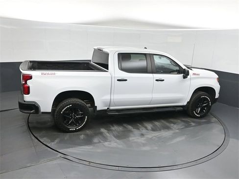 Used 2023 Chevrolet Silverado 1500 LT Trail Boss w/ Protection Package image 32