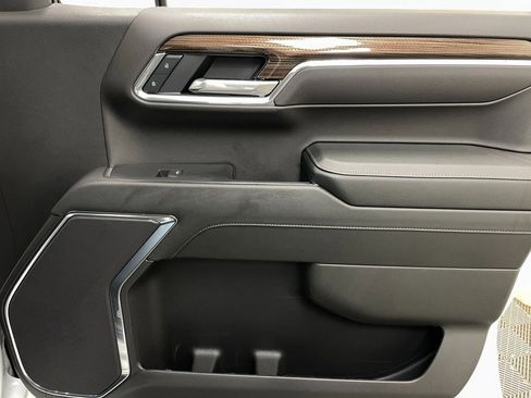 Certified 2025 Chevrolet Silverado 1500 LT image 37