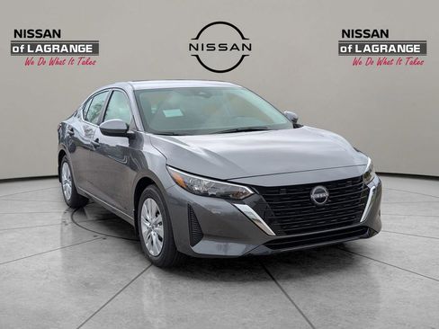 New 2025 Nissan Sentra S FWD image 3