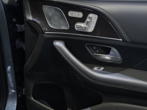 Used 2021 Mercedes-Benz GLS 63 AMG 4MATIC image 23
