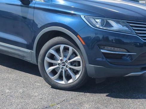Used 2017 Lincoln MKC Select w/ Select Plus Package AWD/4WD image 6