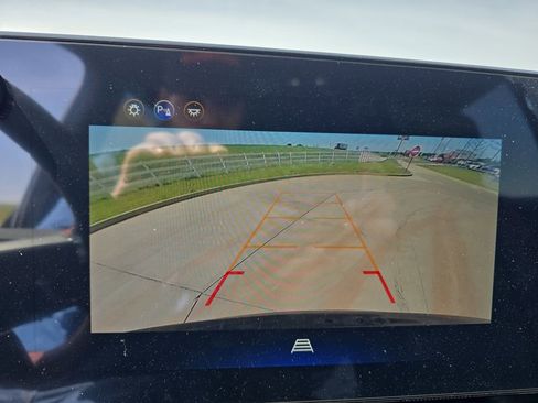 New 2026 Chevrolet Equinox RS w/ Convenience Package III FWD image 23
