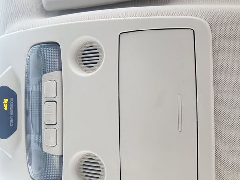 Used 2018 Ford EcoSport S image 36