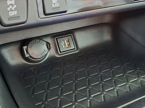 Used 2024 Toyota RAV4 XLE w/ Convenience Package image 32