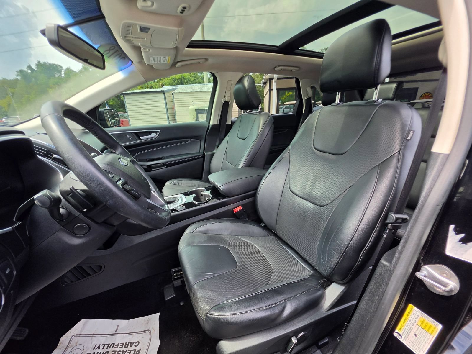 Used 2018 Ford Edge Titanium w/ Equipment Group 301A FWD image 13