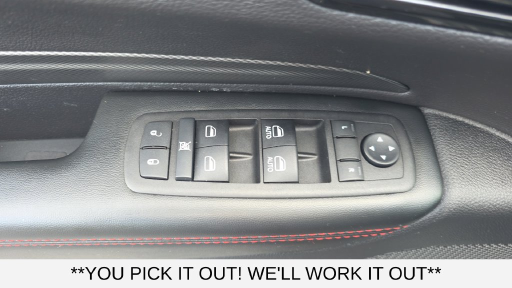 Used 2025 Dodge Durango GT AWD/4WD image 12